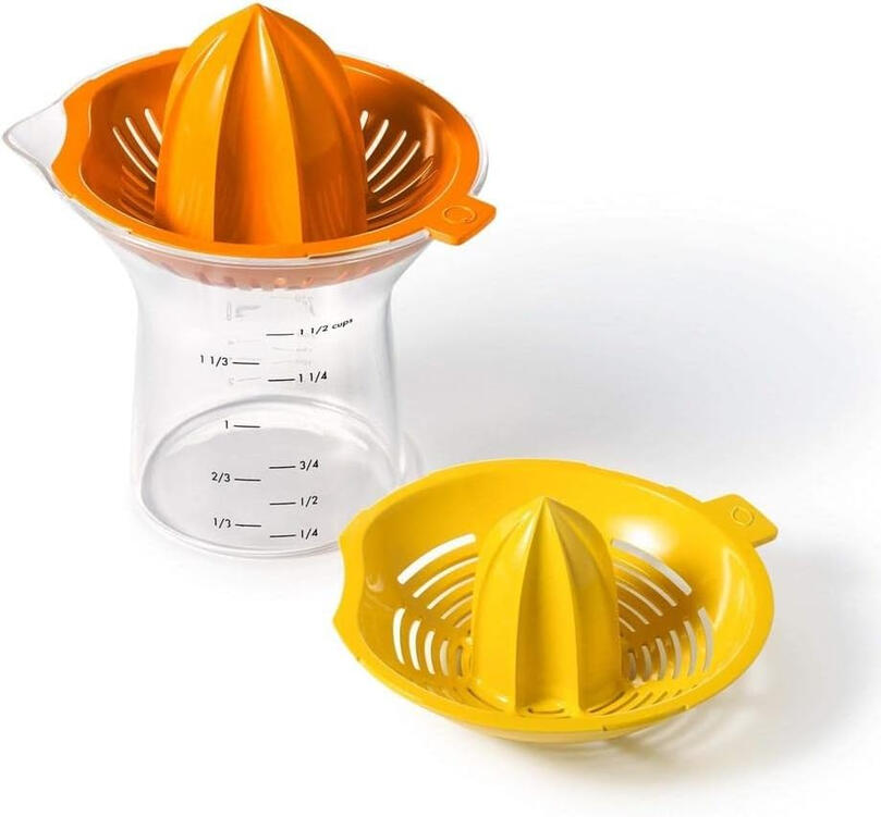 OXO Good Grips 2-in-1 citrus juicer with measuring cup OXO Good Grips 2-in-1 citrus juicer with measuring cup